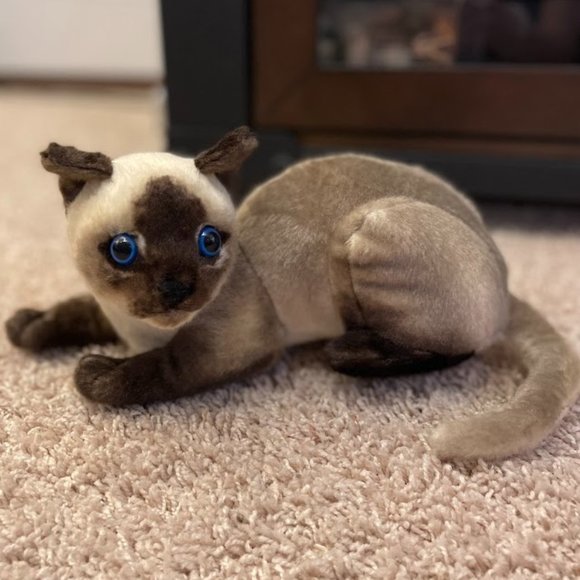 Realistic Siamese Cat Stuffed Plush Animal NWT - Picture 1 of 6